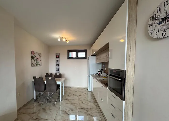 Breathtaking Sea View Apartment *